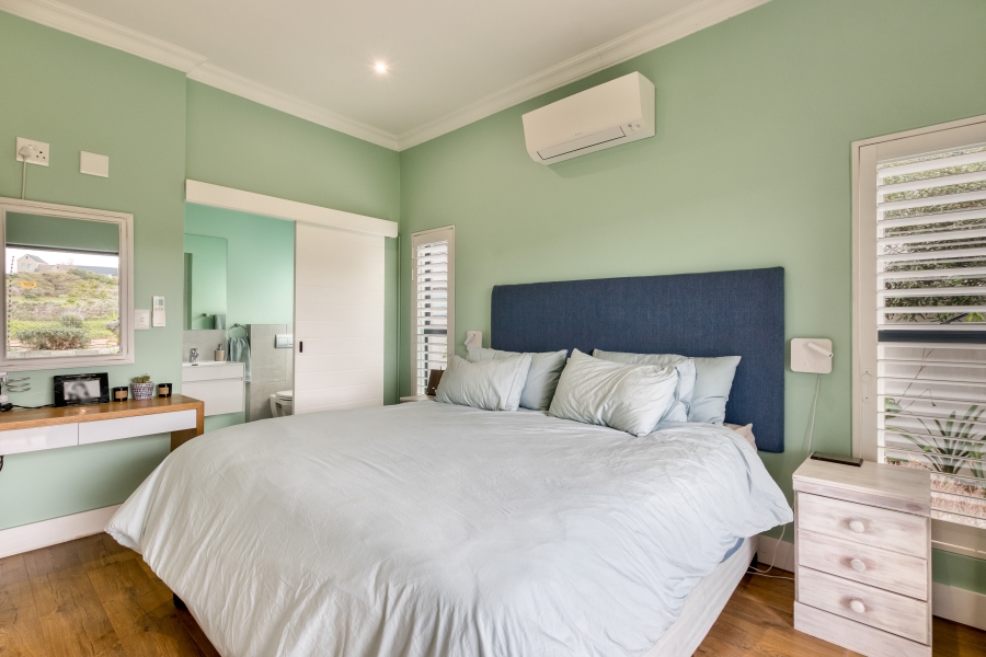 To Let 4 Bedroom Property for Rent in Aan de Wijnlanden Western Cape